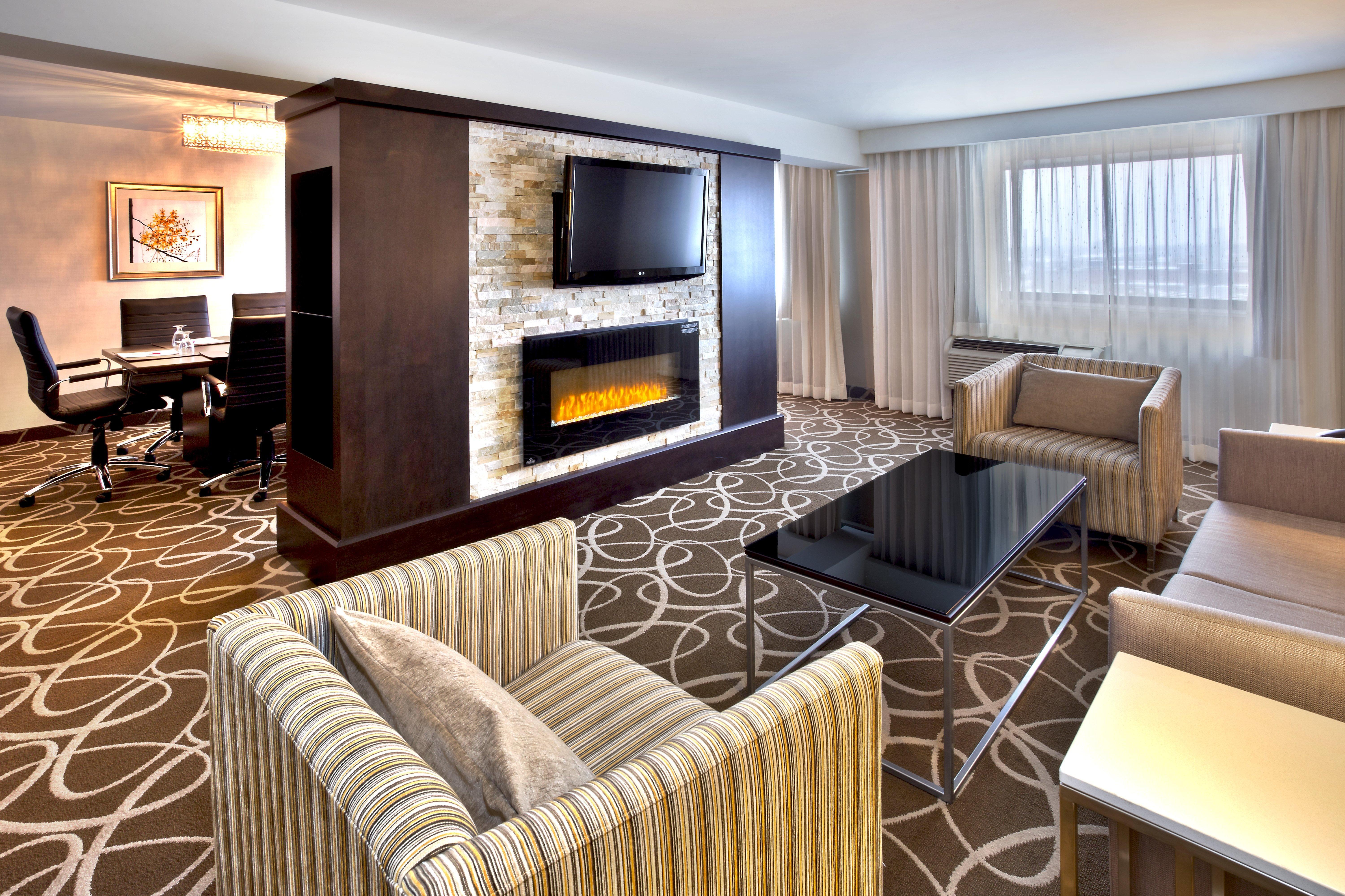 Crowne Plaza Kitchener-Waterloo, An Ihg Hotel מראה חיצוני תמונה